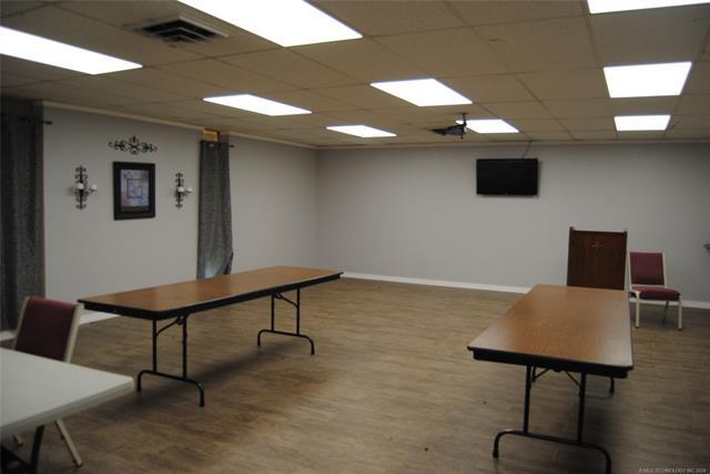 More Photos Of 1930 Arlington St, Ada Religious Facility For Sale