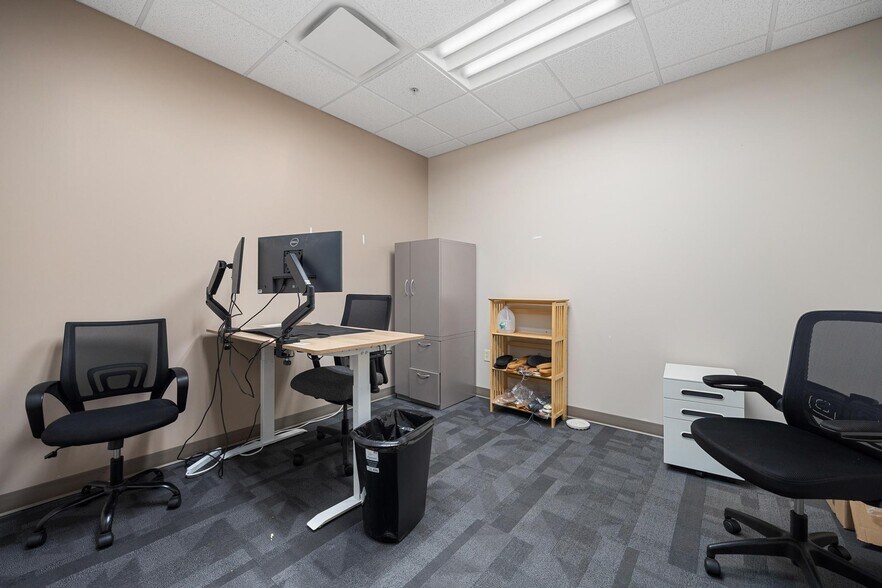 More Photos Of 6533 N Galena Rd, Peoria Manufacturing For Lease