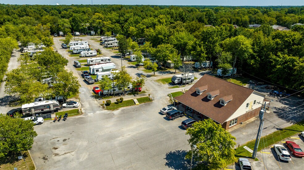More Photos Of 231 Gifford Pl, Joelton Trailer Camper Park For Sale