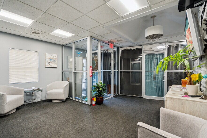 More Photos Of 2170 Joshuas Path, Hauppauge Freestanding For Sale