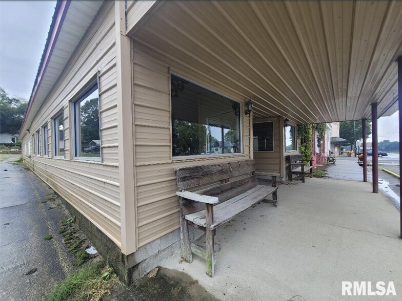 More Photos Of 214 W Main St, Elizabeth Restaurant For Sale