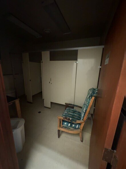 More Photos Of 5001 S Hermitage Ave, Chicago Religious Facility For Sale