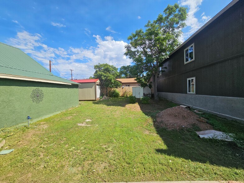 More Photos Of 520 W Main St, Payson Storefront Retail Residential For Sale