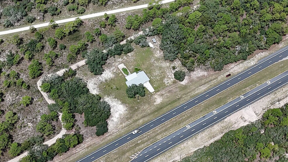 More Photos Of 15451 Commercial Way, Brooksville Office For Sale