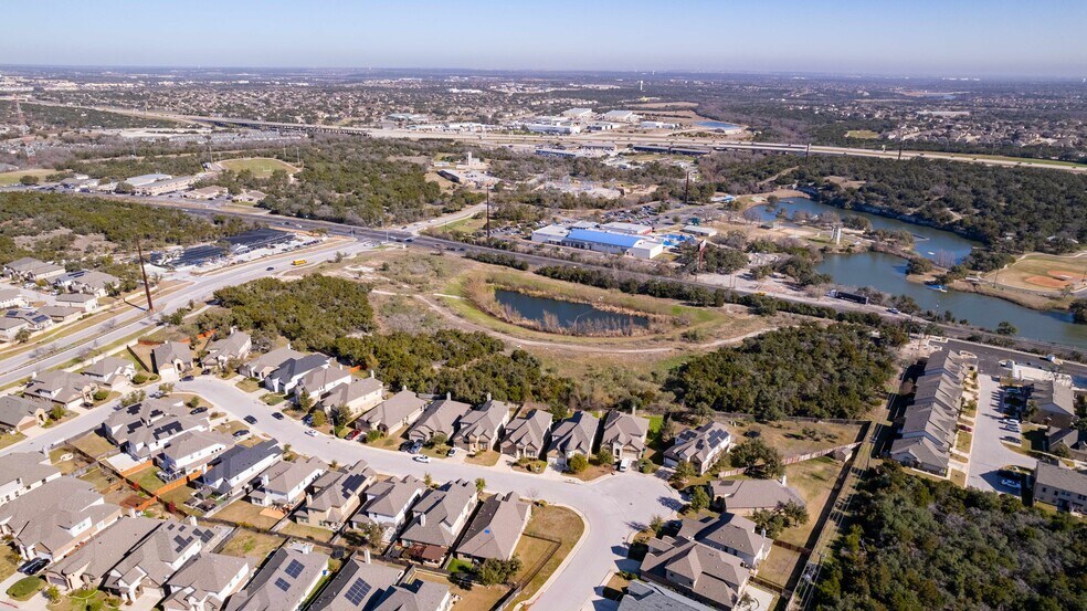 More Photos Of 1651 S Bell Blvd, Cedar Park Storefront Retail Office For Sale