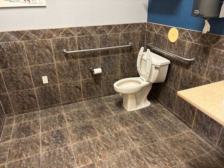 More Photos Of 16631 N 91st, Scottsdale Warehouse For Sale