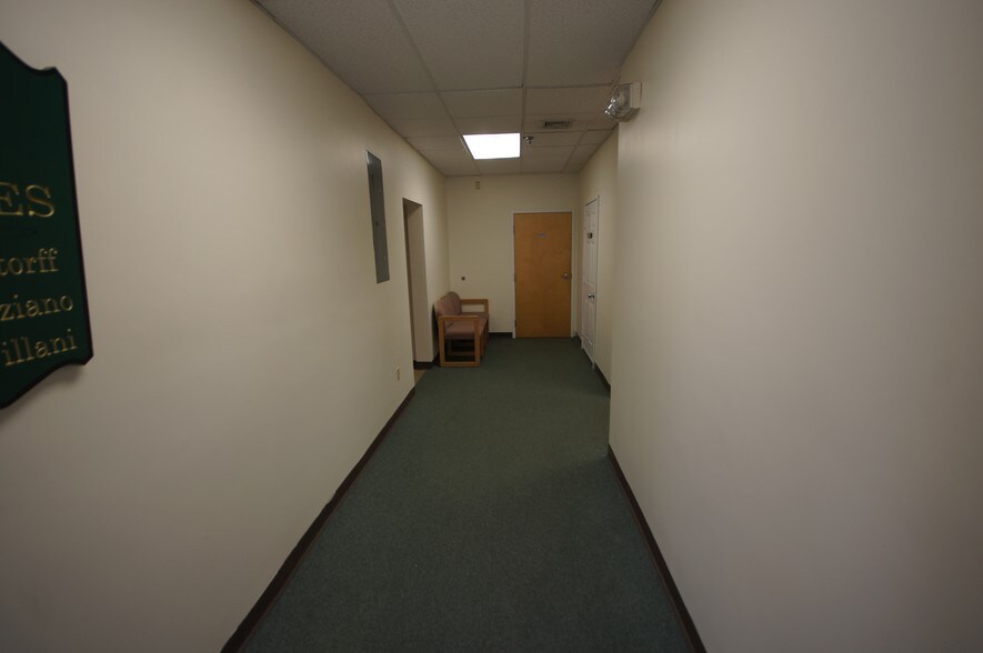 More Photos Of 16 Asylum St, Milford Medical For Lease