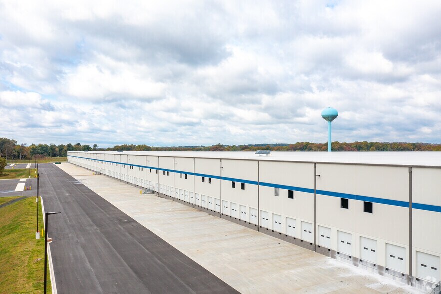 More Photos Of 1225 S Philadelphia Blvd, Aberdeen Distribution For Lease
