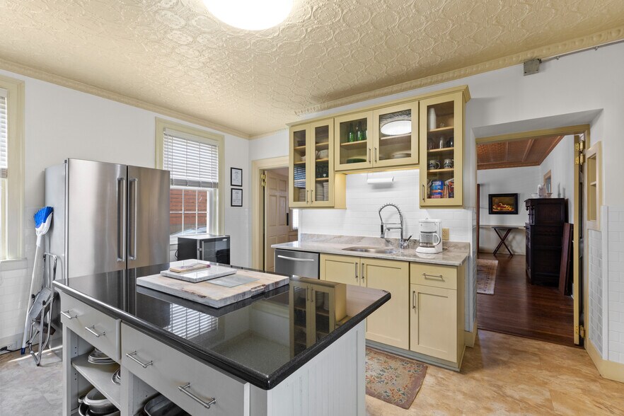 More Photos Of 900 Main St, Wellsburg Specialty For Sale