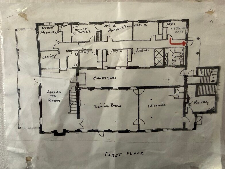 More Photos Of 1002 W University Ave, Gainesville Specialty For Sale