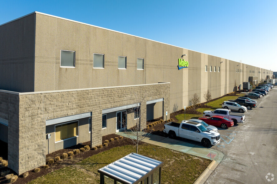 Primary Photo Of 12600 Oakland Park Blvd, Highland Park Warehouse For Lease