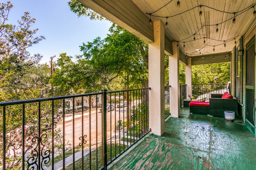 More Photos Of 274 Post Ave, San Antonio Multifamily For Sale
