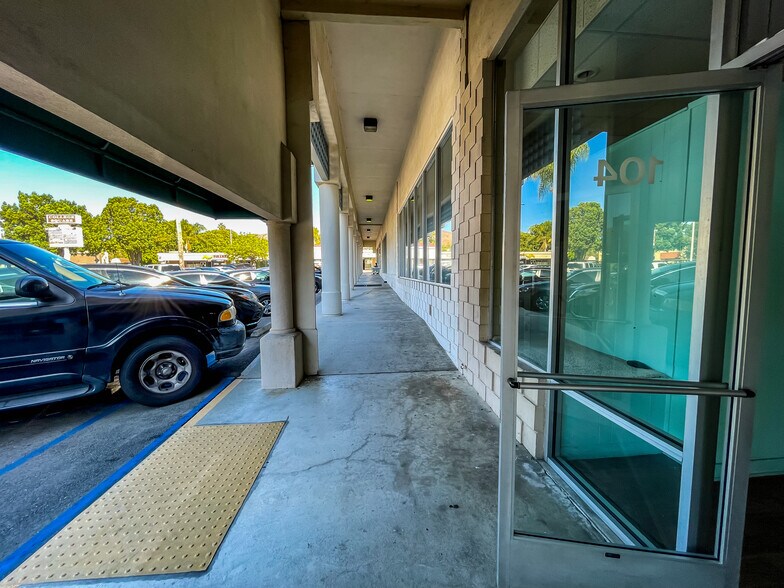 More Photos Of 100 N Ashwood Ave, Ventura General Retail For Sale