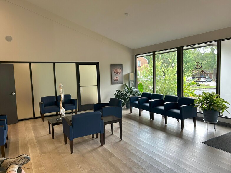 More Photos Of 130 Dillon Dr, Spartanburg Medical For Lease