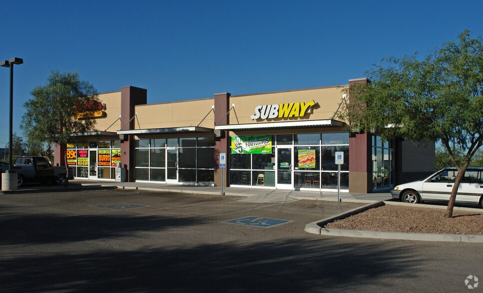 More Photos Of 3760 S Palo Verde Rd, Tucson Freestanding For Lease
