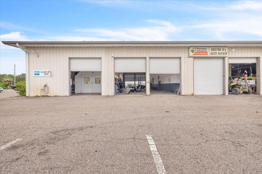 More Photos Of 23415 Janice Ave, Port Charlotte Warehouse For Sale