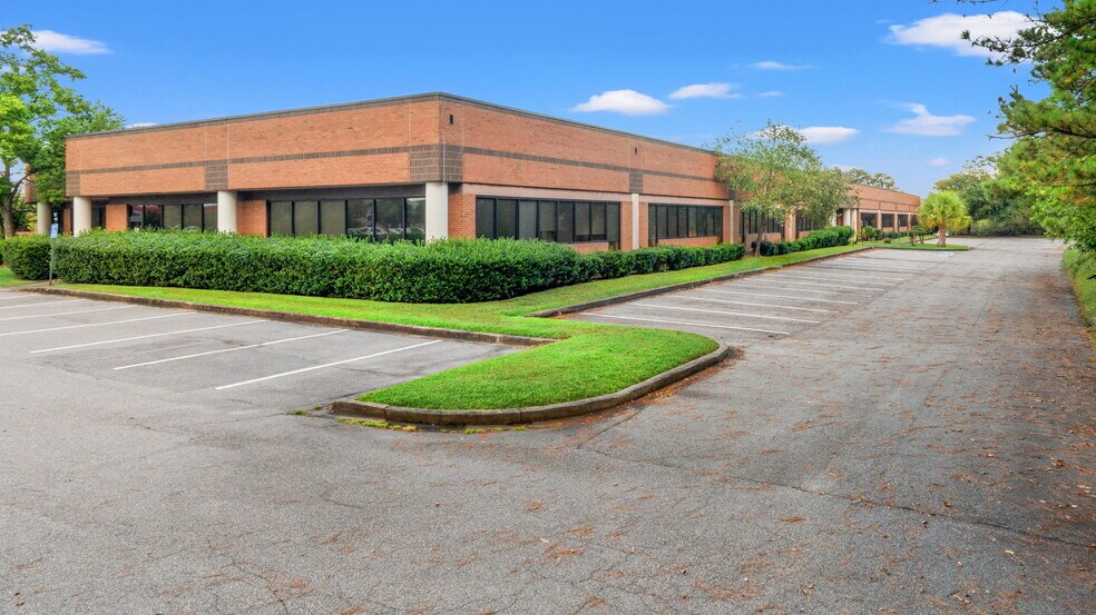 More Photos Of 8733 Highway 17 Byp S, Myrtle Beach Office For Lease