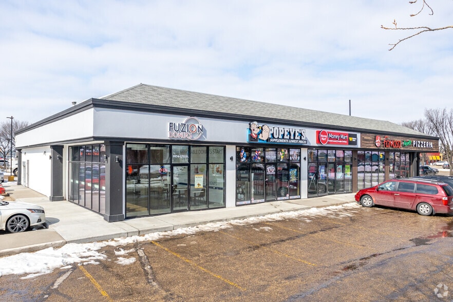 Primary Photo Of 17011 100th Ave NW, Edmonton Restaurant For Lease