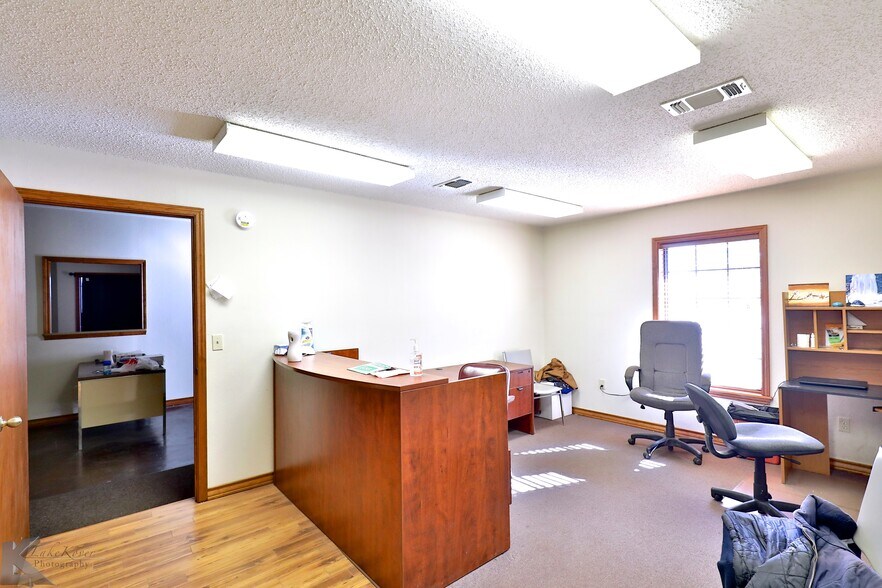 More Photos Of 3097 Brick Plant Rd, Snyder Manufacturing For Sale