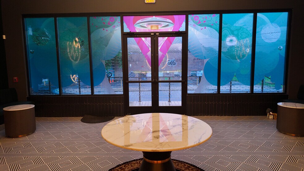 More Photos Of 595 North Ave NW, Atlanta Light Distribution For Lease