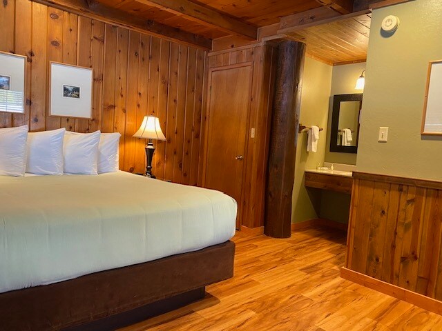 More Photos Of 890 Highway 4, Arnold Hotel For Sale