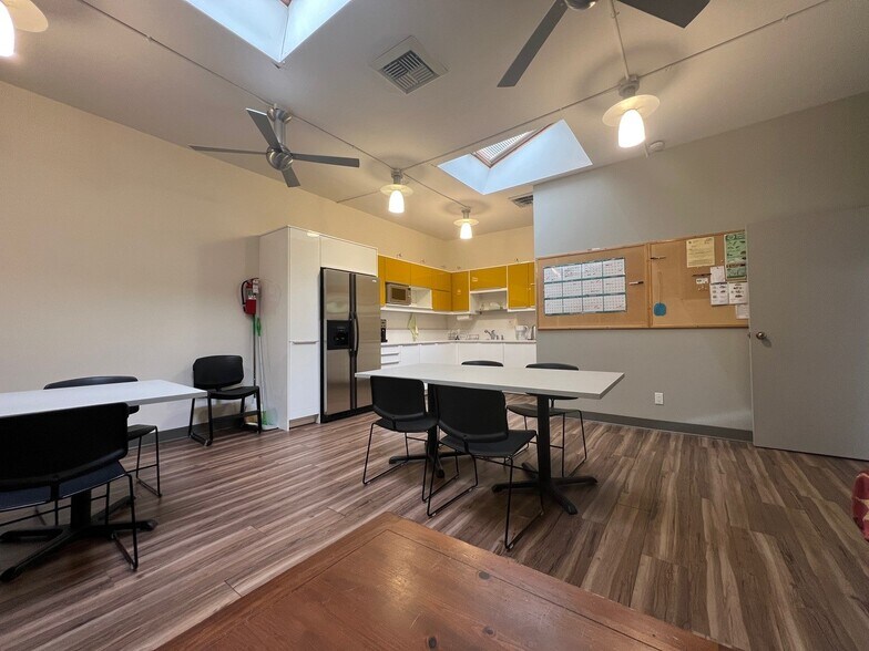 More Photos Of 3111 27th Ave S, Seattle Warehouse For Sale