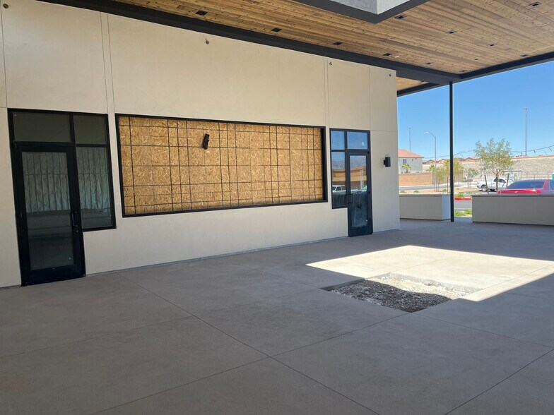 More Photos Of 6470-6480 Kevin Way, Las Vegas Freestanding For Lease