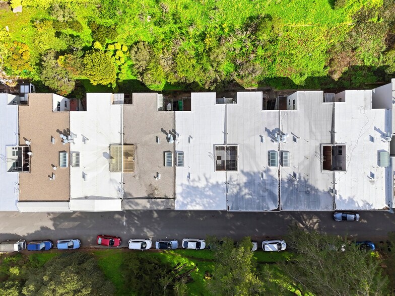 More Photos Of 132 Locksley Ave, San Francisco Multifamily For Sale