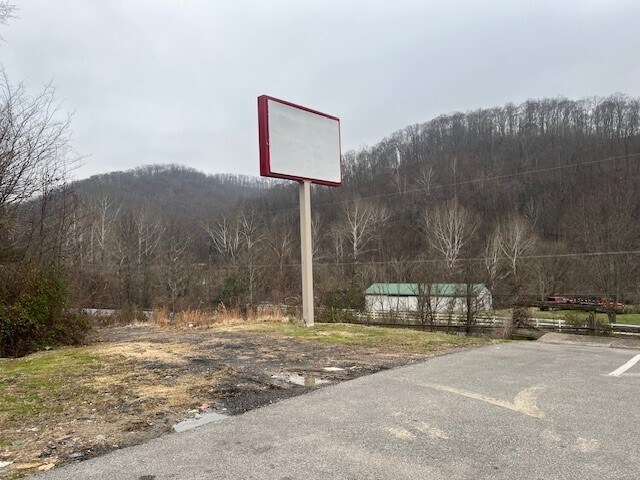 More Photos Of 1034 Mc Clellan Hwy, Harts Freestanding For Sale