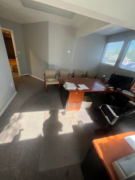 More Photos Of 1870 Avondale Ave, Sacramento Medical For Sale