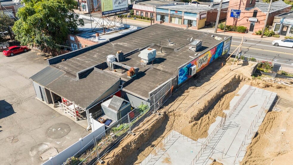 More Photos Of 227 Bridgeport Ave, Milford Freestanding For Sale