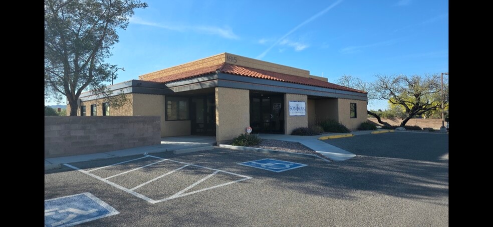 Primary Photo Of 1815 W Saint Marys Rd, Tucson Medical For Sale