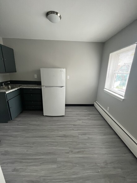 More Photos Of 23 Marshall St, Hartford Apartments For Sale