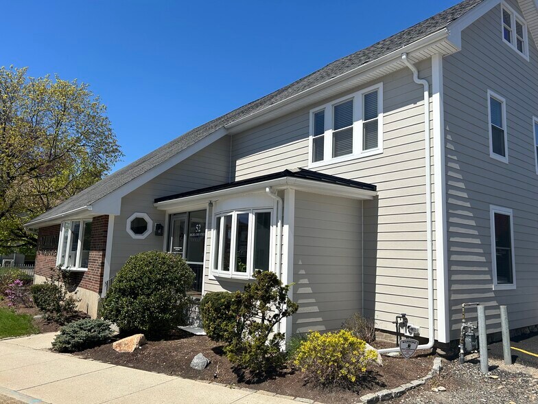 More Photos Of 52 Highland St, Worcester Office For Lease