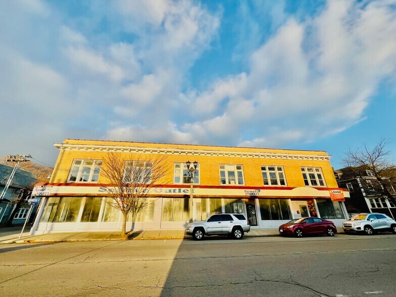 Primary Photo Of 2070-2074 Seneca St, Buffalo Storefront Retail Office For Lease