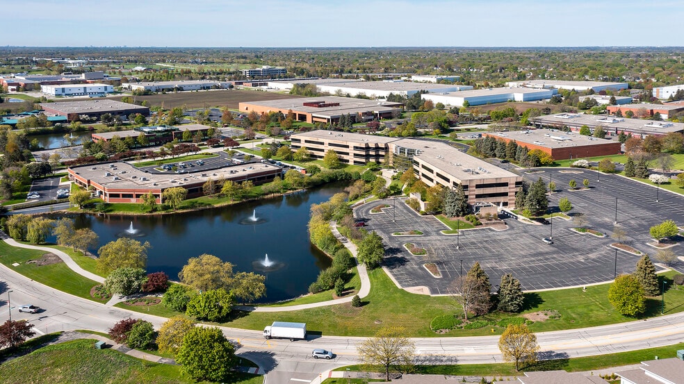 More Photos Of 544 Lakeview Pky, Vernon Hills Office For Lease