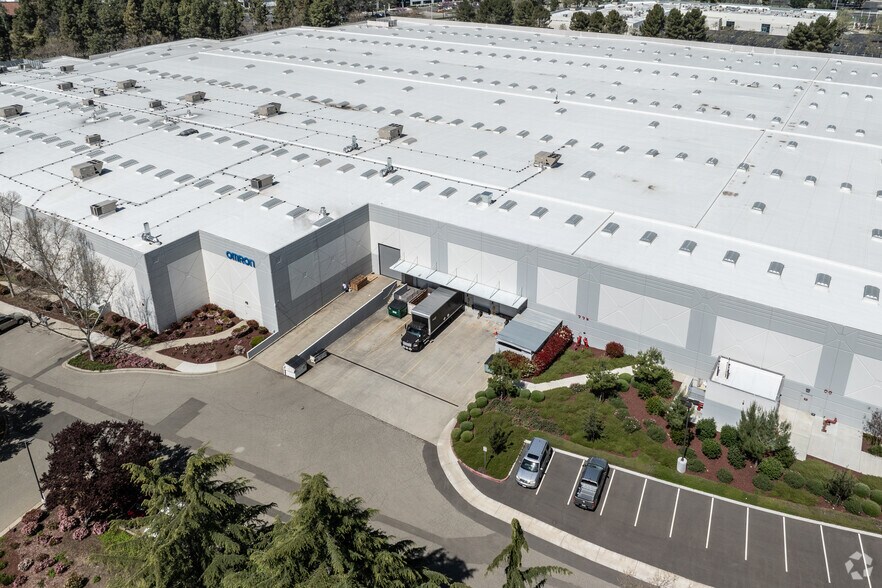 More Photos Of 4225 Hacienda Dr, Pleasanton Warehouse For Lease