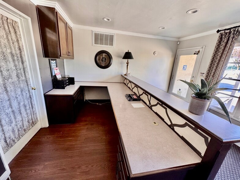 More Photos Of 14436 Whittier Blvd, Whittier General Retail For Sale