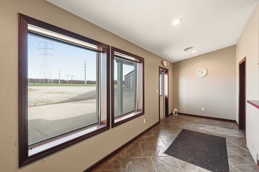 More Photos Of 4485 Back Orrville Rd, Wooster Light Distribution For Sale