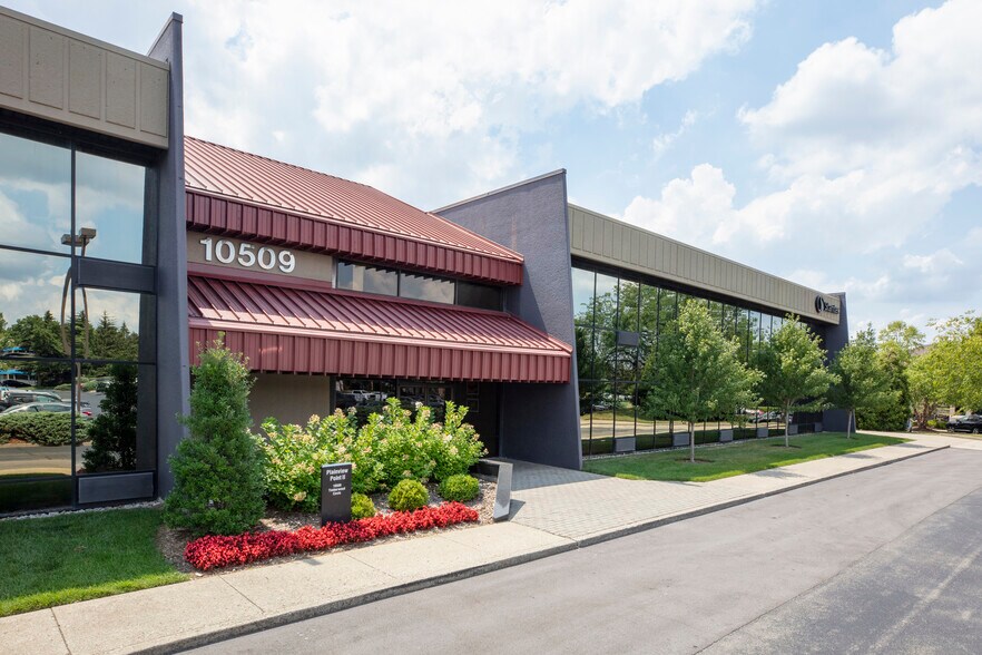 More Photos Of 10503 Timberwood Cir, Louisville Unknown For Lease