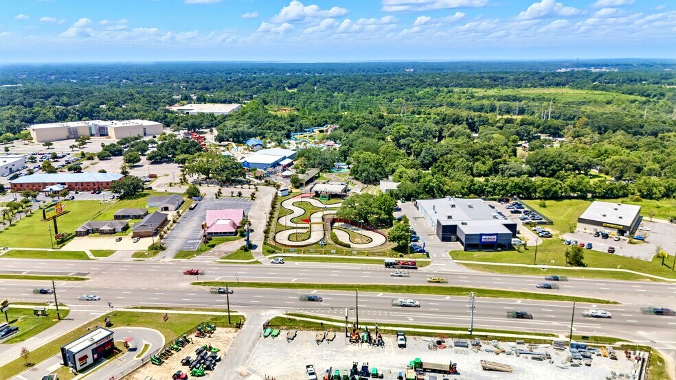 More Photos Of 6709 Pensacola Blvd, Pensacola Amusement Park For Sale