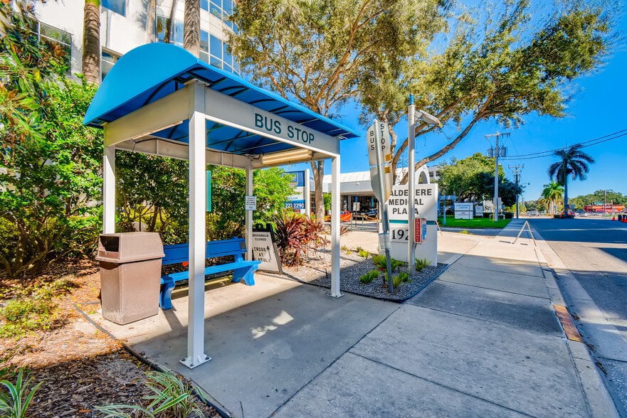 More Photos Of 1921 Waldemere St, Sarasota Medical For Lease