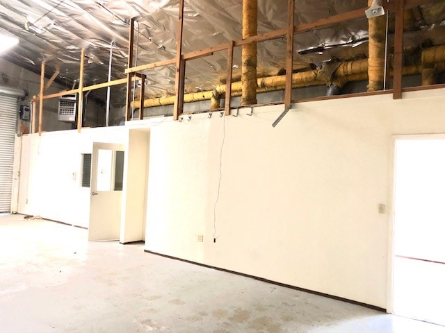 More Photos Of 11860 Kemper Rd, Auburn Light Distribution For Lease