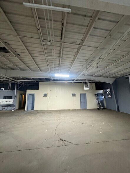 More Photos Of 5425 E State St, Montclair Manufacturing For Lease