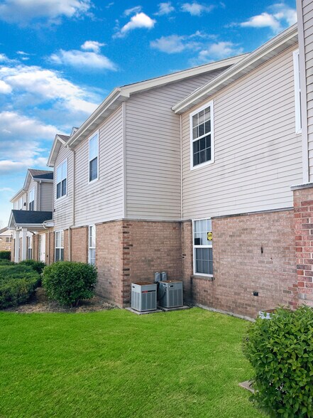 More Photos Of 230 McMillan Ct, Cortland Apartments For Sale