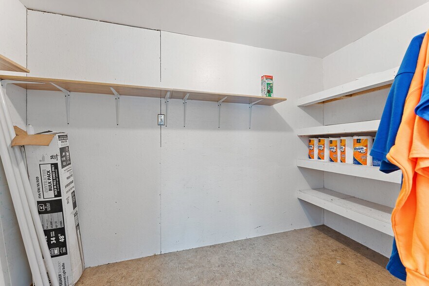 More Photos Of 5680 Central Ave, Portage Warehouse For Lease