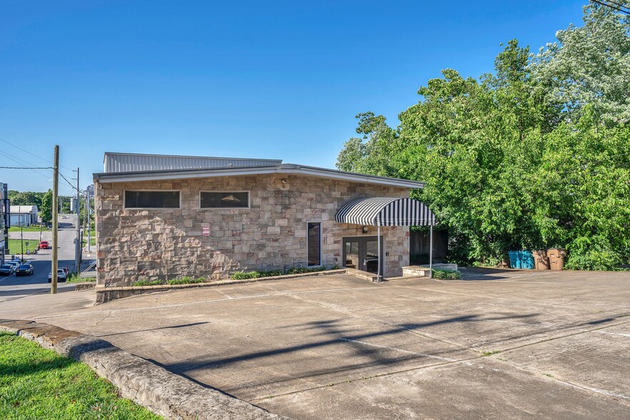 More Photos Of 622 Hamilton Ave, Nashville Loft Creative Space For Lease