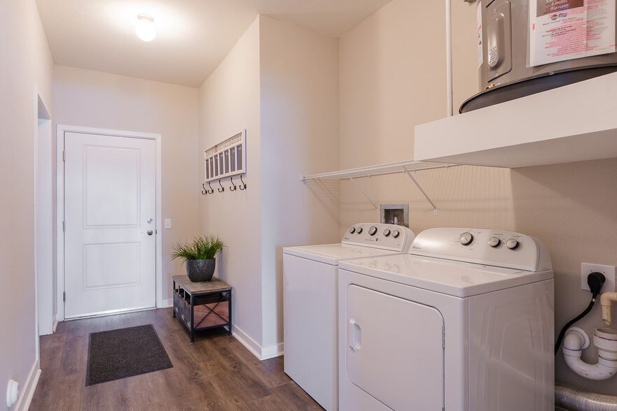 More Photos Of 11010 Twenty Mile Rd, Parker Apartments For Lease