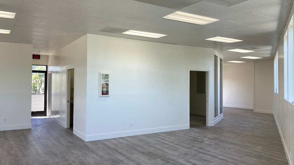 More Photos Of 486 E Campbell Ave, Campbell Medical For Lease