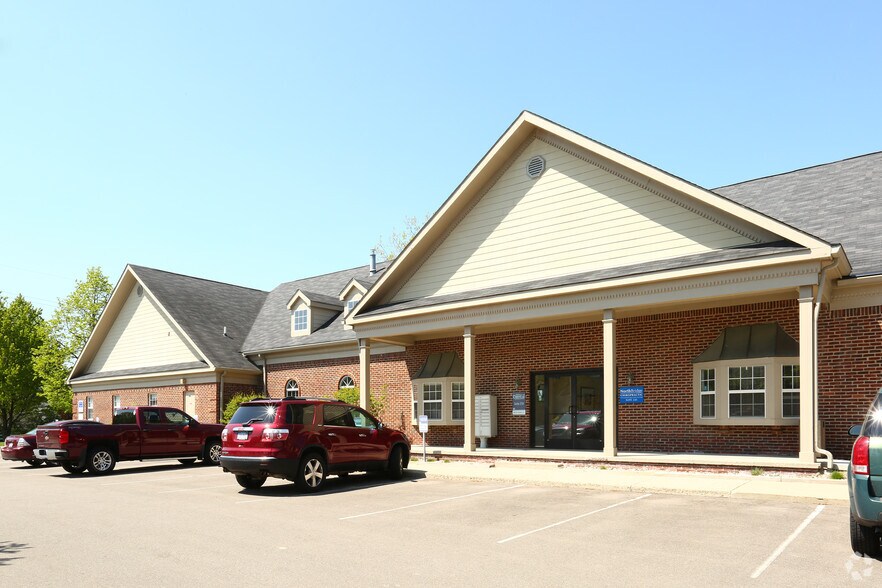 More Photos Of 42000 6 Mile Rd, Northville Medical For Lease